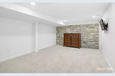 411 Hill Street, Ionia, MI 48846 - Photo 17