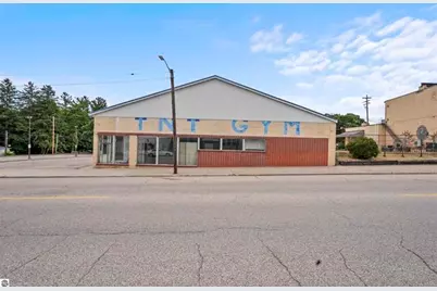 310 N Michigan Avenue, Big Rapids, MI 49307 - Photo 3