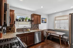 2333 Barrett Ave, Royal Oak, MI 48067 - Photo 3