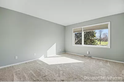 6028 Gleneagle Drive, Hudsonville, MI 49426 - Photo 9