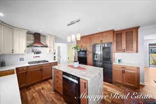 611 71st St SE, Grand Rapids, MI 49548 - Photo 11