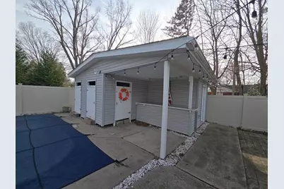 915 Grand Avenue, Sturgis, MI 49091 - Photo 9