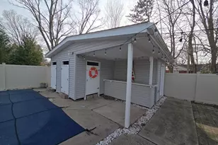 915 Grand Ave, Sturgis, MI 49091 - Photo 9