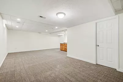 3589 Meadow Grove Drive, Kentwood, MI 49512 - Photo 27