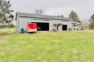 1306 Jack Henry Dr, Charlotte, MI 48813 - Photo 41