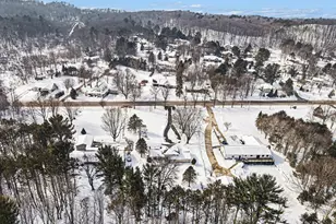 6142 Lake Harbor Rd, Norton Shores, MI 49441 - Photo 27