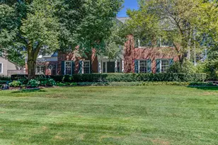 904 Plymouth Ave SE, Grand Rapids, MI 49506 - Photo 3