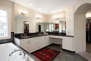 904 Plymouth Ave SE, Grand Rapids, MI 49506 - Photo 73