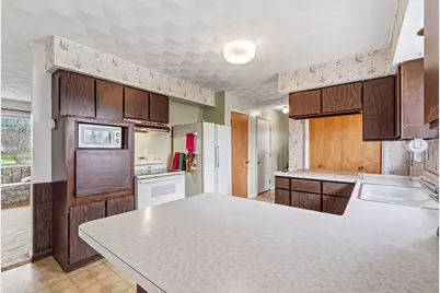 843 Vinewood Drive, Mendon, MI 49072 - Photo 13