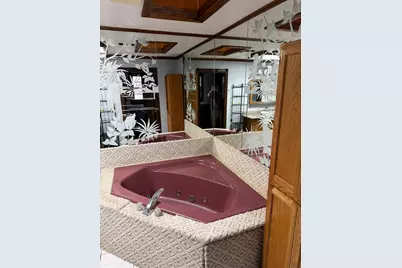 2454 Oakwood Drive, Hillsdale, MI 49242 - Photo 13