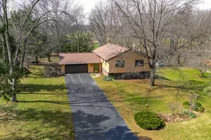 1091 Josiane Dr, Kalamazoo, MI 49009 - Photo 3
