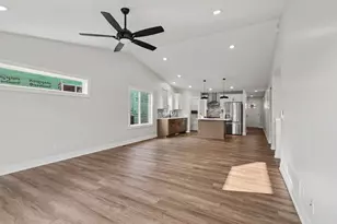 6595 Bellflower Dr, Zeeland, MI 49464 - Photo 7