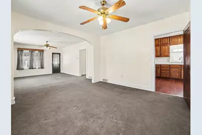 409 E Foster Street, Ludington, MI 49431 - Photo 7