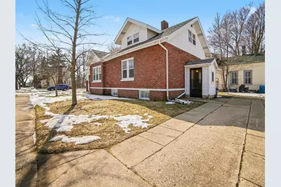 409 E Foster Street, Ludington, MI 49431 - Photo 3