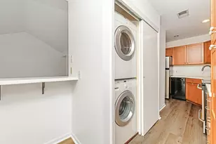 721 Whitcomb St, Kalamazoo, MI 49008 - Photo 7