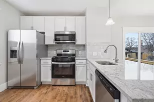 352 E Goulson Ave, Hazel Park, MI 48030 - Photo 9