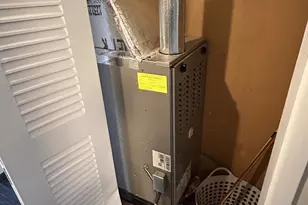 112 Renfrew Ave, Adrian, MI 49221 - Photo 15