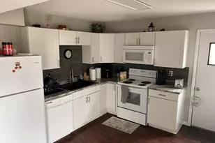 112 Renfrew Ave, Adrian, MI 49221 - Photo 5