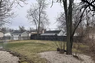 112 Renfrew Ave, Adrian, MI 49221 - Photo 23