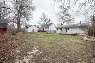 635 Dellwood Dr, Ann Arbor, MI 48103 - Photo 31