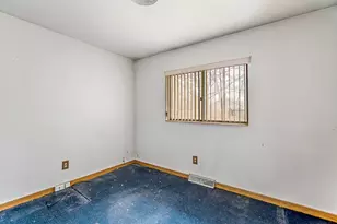 635 Dellwood Dr, Ann Arbor, MI 48103 - Photo 17