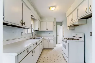 635 Dellwood Drive, Ann Arbor, MI 48103 - Photo 9