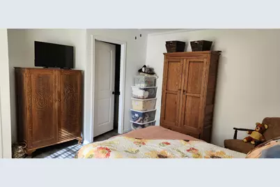 24995 U.S. 12, Edwardsburg, MI 49112 - Photo 11