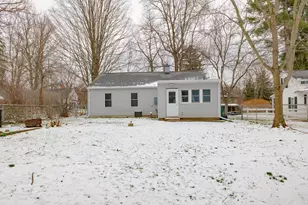 339 N Marshall Ave, Marshall, MI 49068 - Photo 27