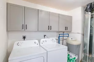 339 N Marshall Ave, Marshall, MI 49068 - Photo 11