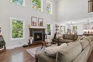 3739 Lake Bluff Dr, Grass Lake, MI 49240 - Photo 13