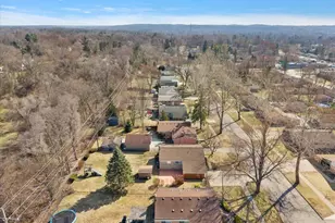 764 Manor Dr, Milford, MI 48381 - Photo 19