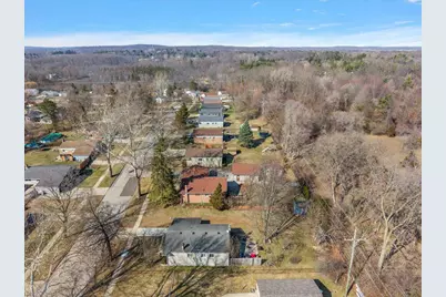 764 Manor Drive, Milford, MI 48381 - Photo 23