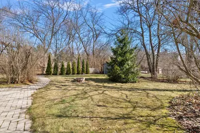 764 Manor Drive, Milford, MI 48381 - Photo 9