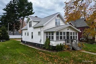 1151 W Dale Avenue, Muskegon, MI 49441 - Photo 1