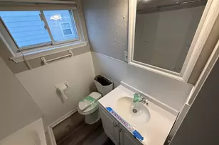 24823 Wilmot Ave, Eastpointe, MI 48021 - Photo 9