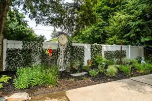 2585 Lake Bluff Terrace, Saint Joseph, MI 49085 - Photo 17