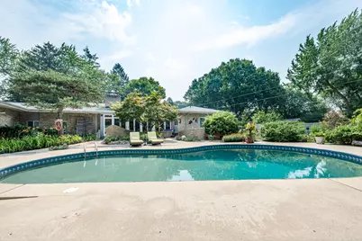 2585 Lake Bluff Terrace, Saint Joseph, MI 49085 - Photo 9