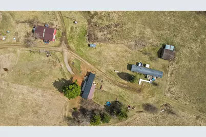 8591 Reading Road E, Pittsford, MI 49271 - Photo 3