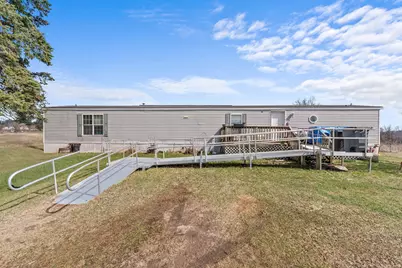 8591 Reading Road E, Pittsford, MI 49271 - Photo 11