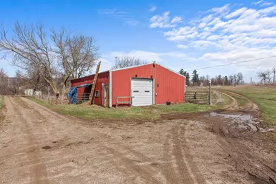 8591 Reading Road E, Pittsford, MI 49271 - Photo 5