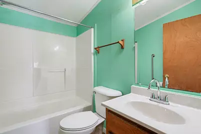 21502 26 Mile Road, Olivet, MI 49076 - Photo 17