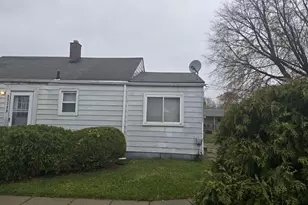 21706 Rausch Ave, Eastpointe, MI 48021 - Photo 3