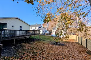 27 W Wood St, Newaygo, MI 49337 - Photo 35