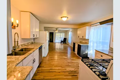 27 W Wood Street, Newaygo, MI 49337 - Photo 7