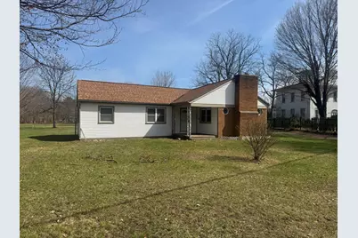 10121 S Sprinkle Road, Vicksburg, MI 49097 - Photo 1