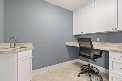 564 Blackstone Street, Holland, MI 49423 - Photo 41