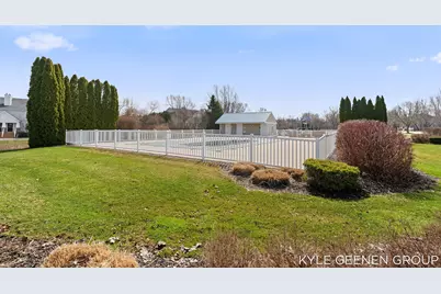 564 Blackstone Street, Holland, MI 49423 - Photo 75