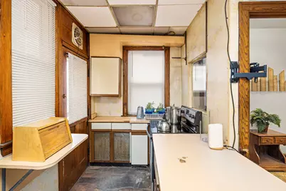 561 E Grand Boulevard, Detroit, MI 48207 - Photo 33