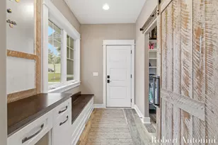 162 Lakeview Dr, Wayland, MI 49348 - Photo 31