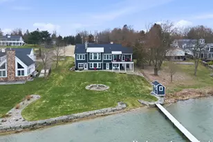 162 Lakeview Dr, Wayland, MI 49348 - Photo 9